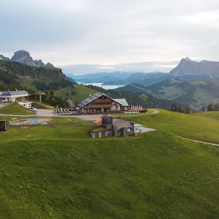 Rifugio Bec De Roces *