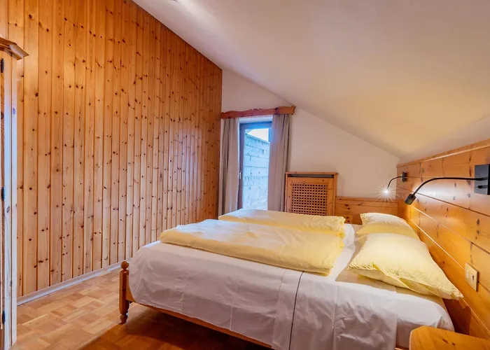 Rifugio Bec De Roces Hytte Pallua