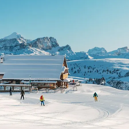 Rifugio Bec De Roces Domek letniskowy *